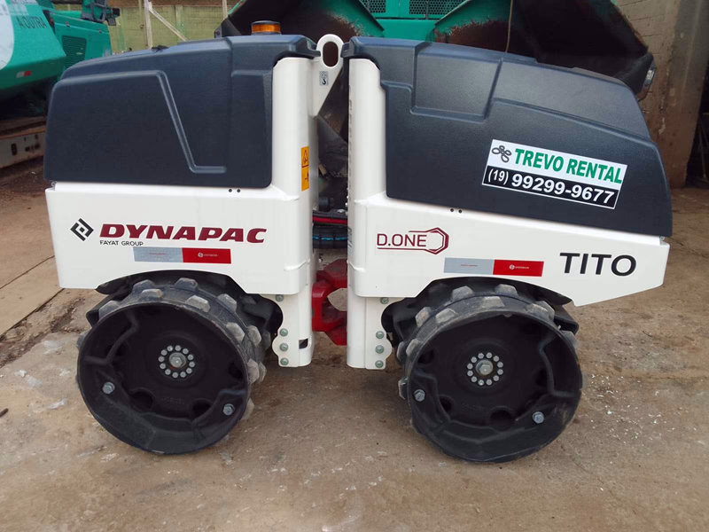 Locação de Rolo Compactador com Controle Remoto Dynapac D-ONE